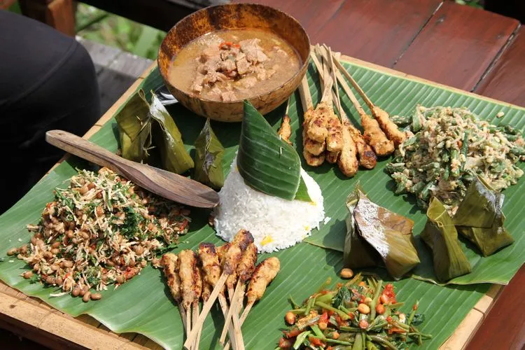 Nasi Lawar Bali