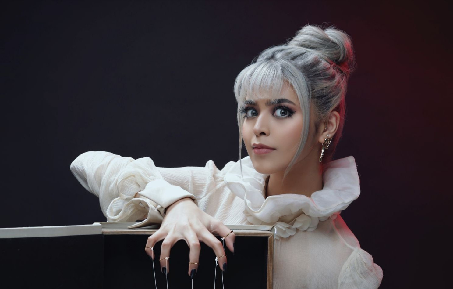 Awal Kehidupan dan Fase Pencarian Jati Diri