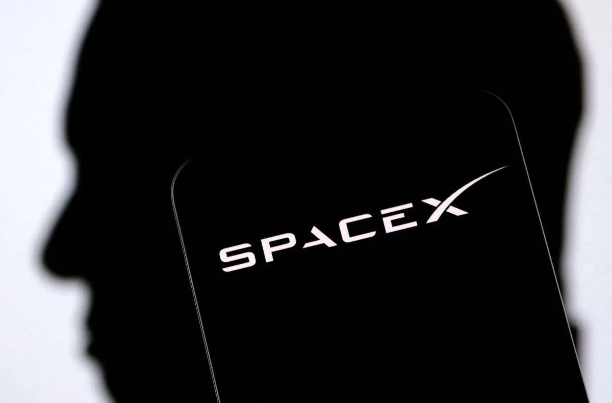 SpaceX Pecahkan Rekor IPO